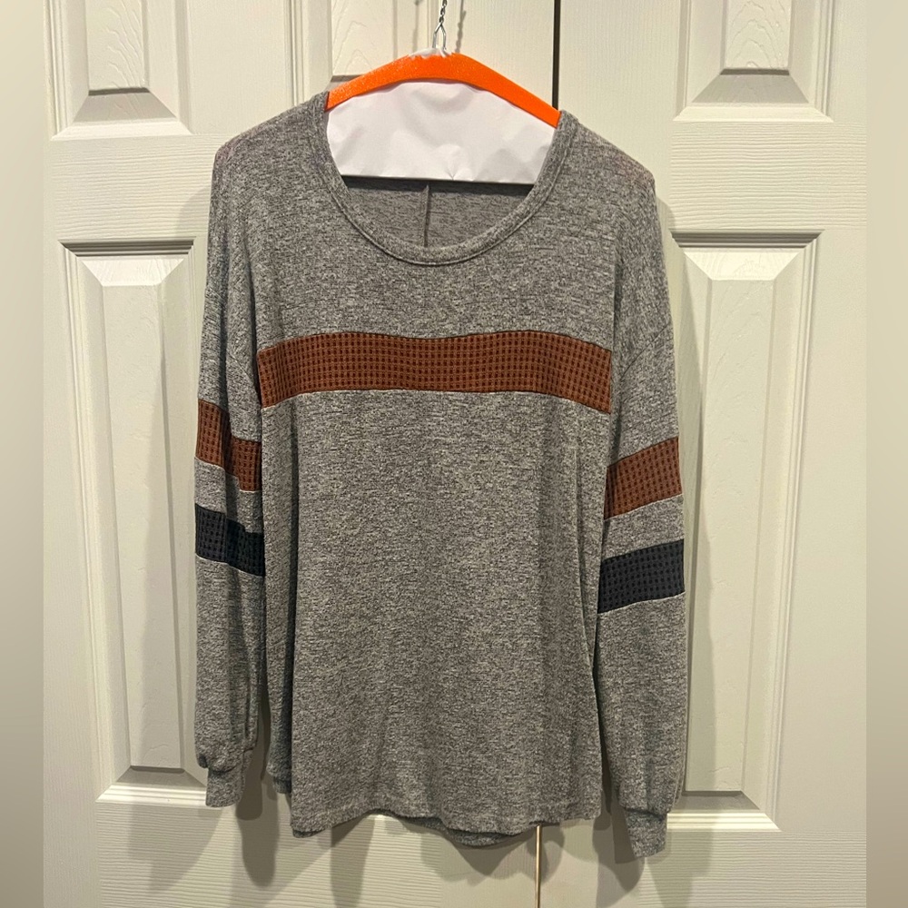 Staccato brand tunic top/sweater